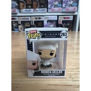 BITTY Monica Geller Chef Friends 1" Funko Pop #263 Courtney Cox Television TV
